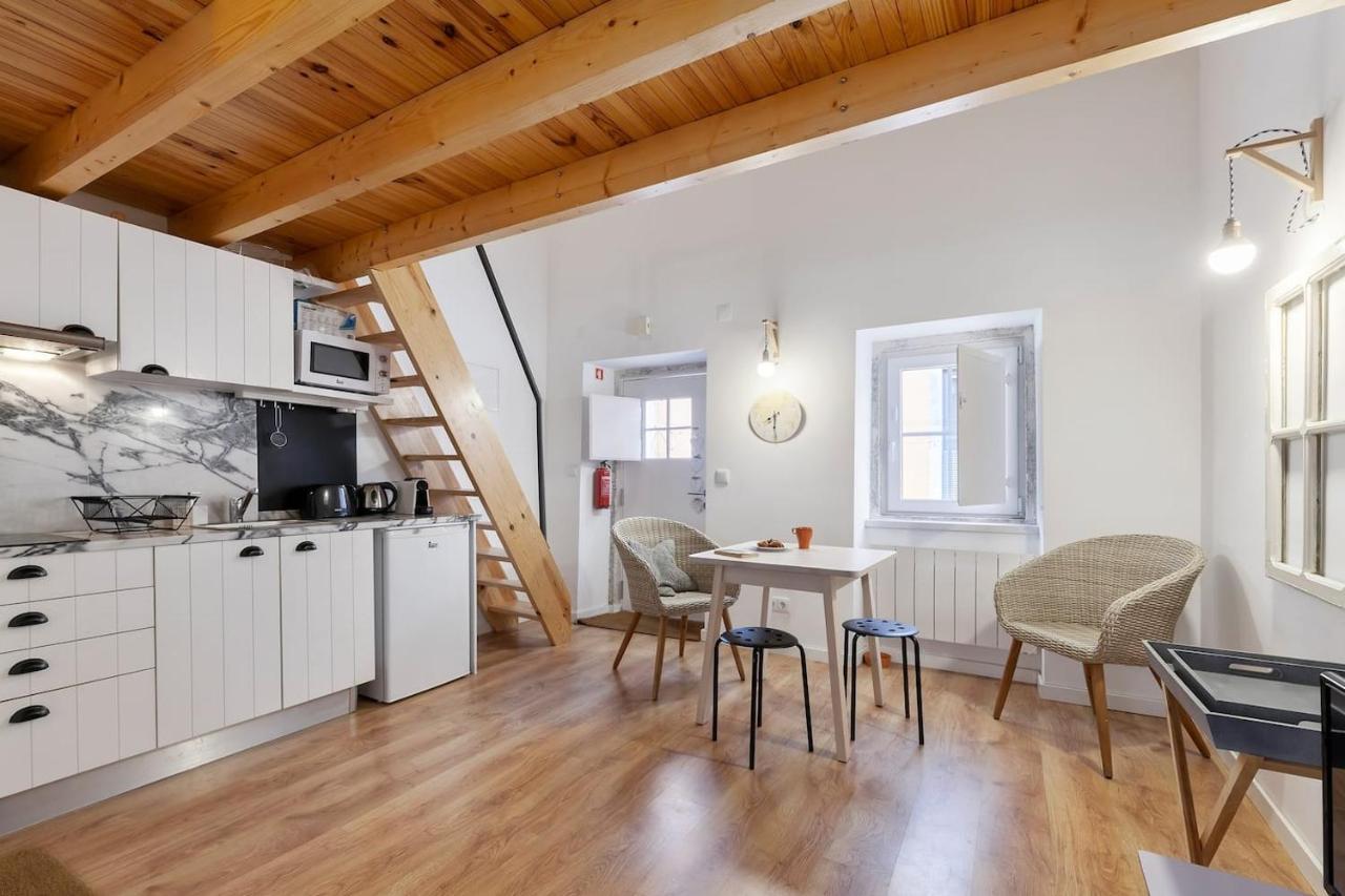 Classic Homes: Bright & In Belem Casa vacanze Lisbona