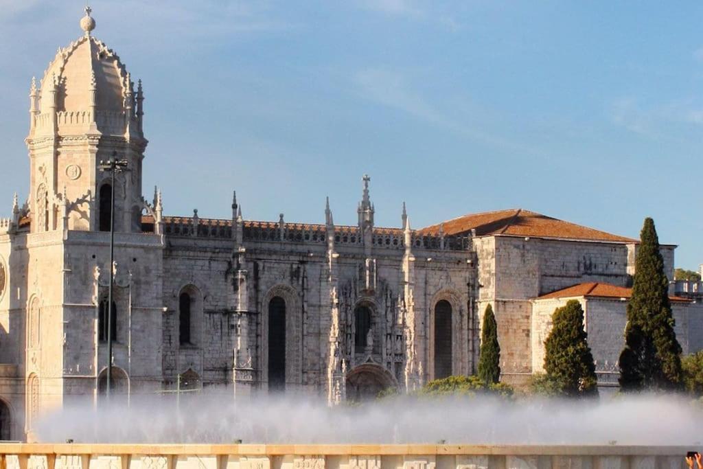 Classic Homes: Bright & In Belem Casa vacanze Lisbona