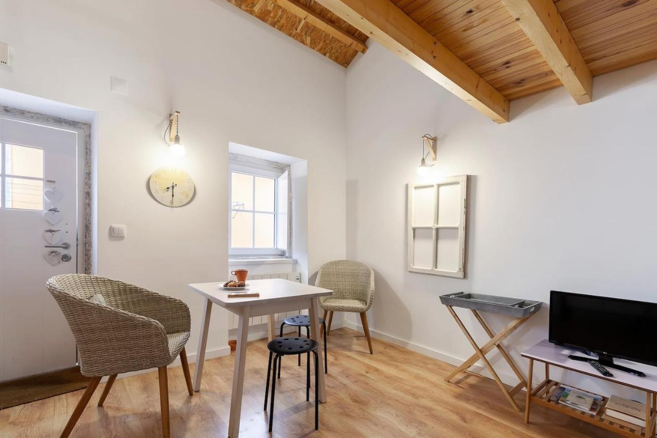 Classic Homes: Bright & In Belem Casa vacanze Lisbona