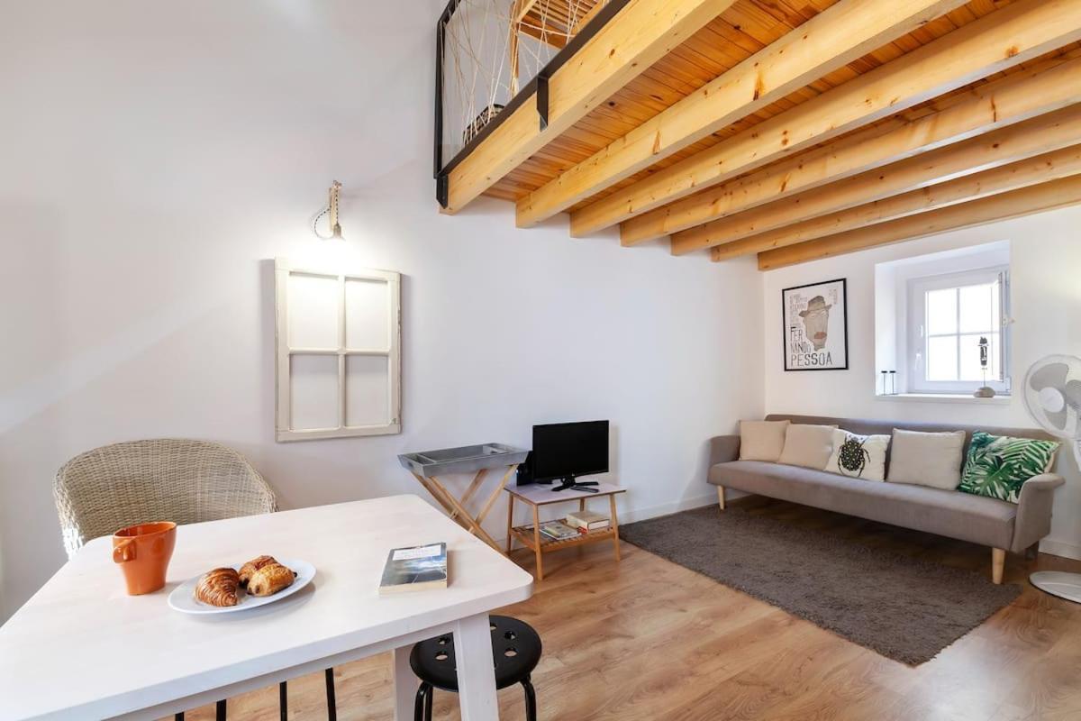 Classic Homes: Bright & In Belem Casa vacanze